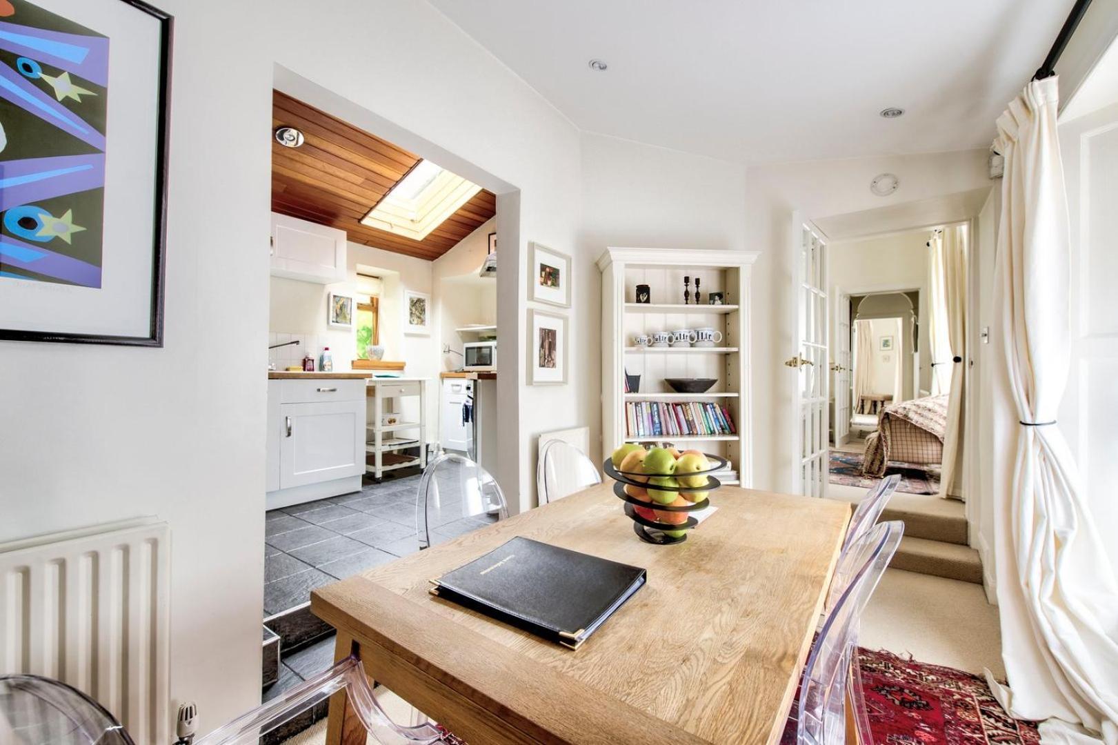 Guestready - Classic Charm Near Holyrood Park Edinburgh Exterior photo
