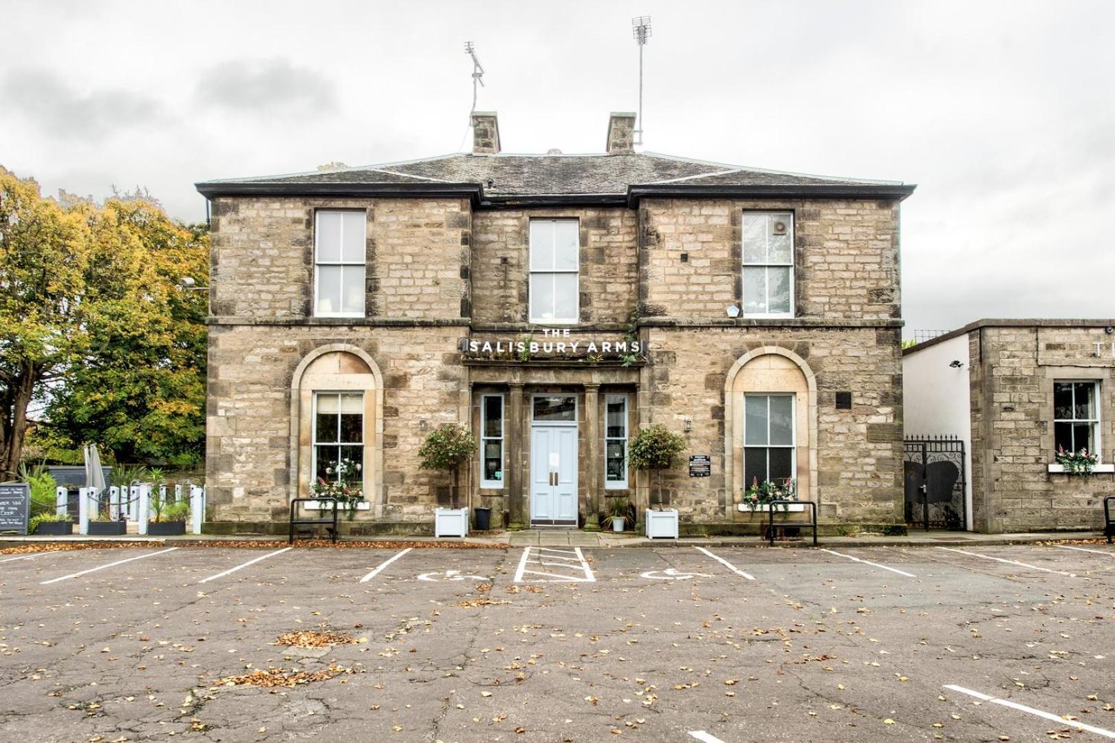 Guestready - Classic Charm Near Holyrood Park Edinburgh Exterior photo
