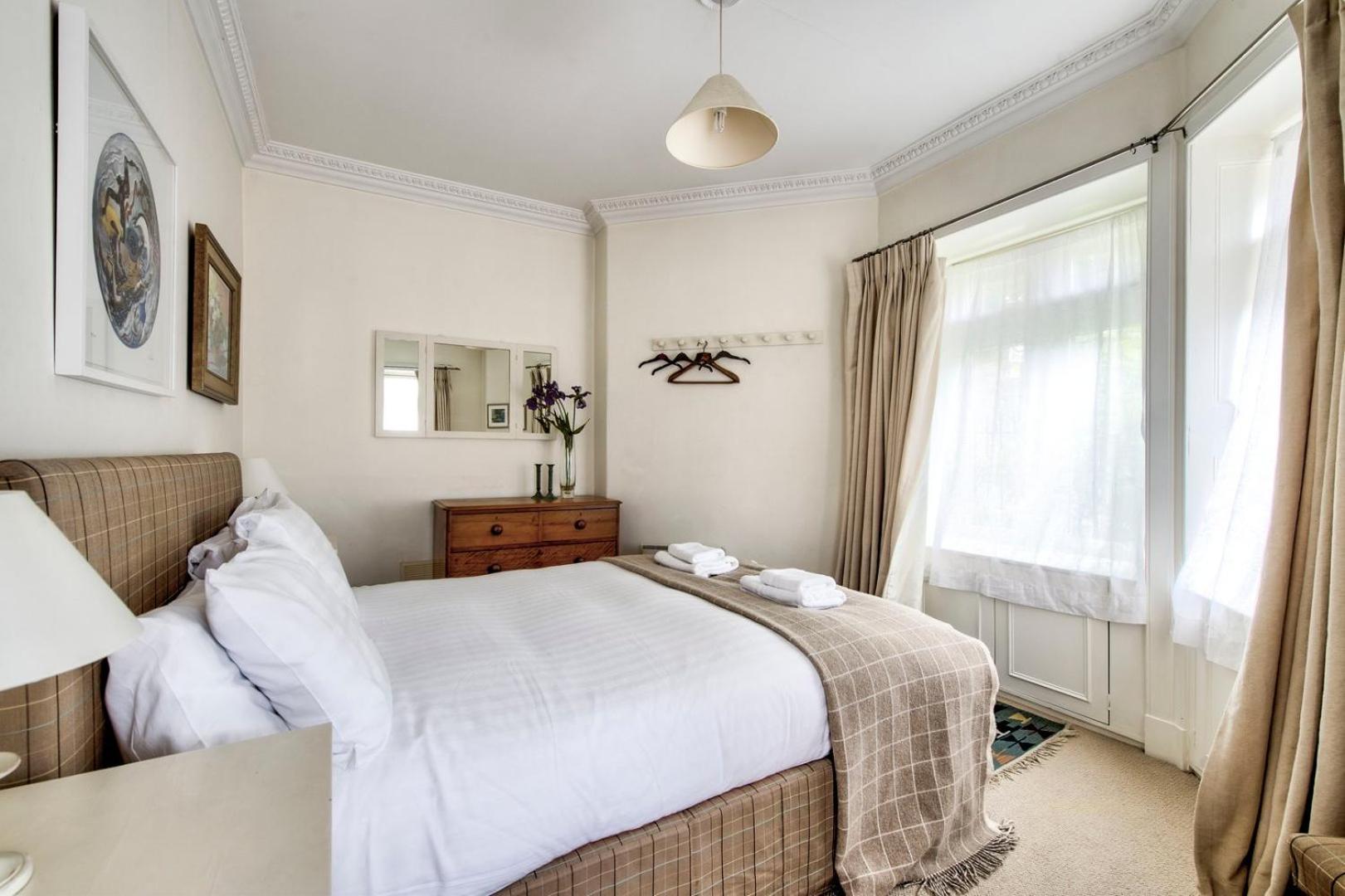 Guestready - Classic Charm Near Holyrood Park Edinburgh Exterior photo
