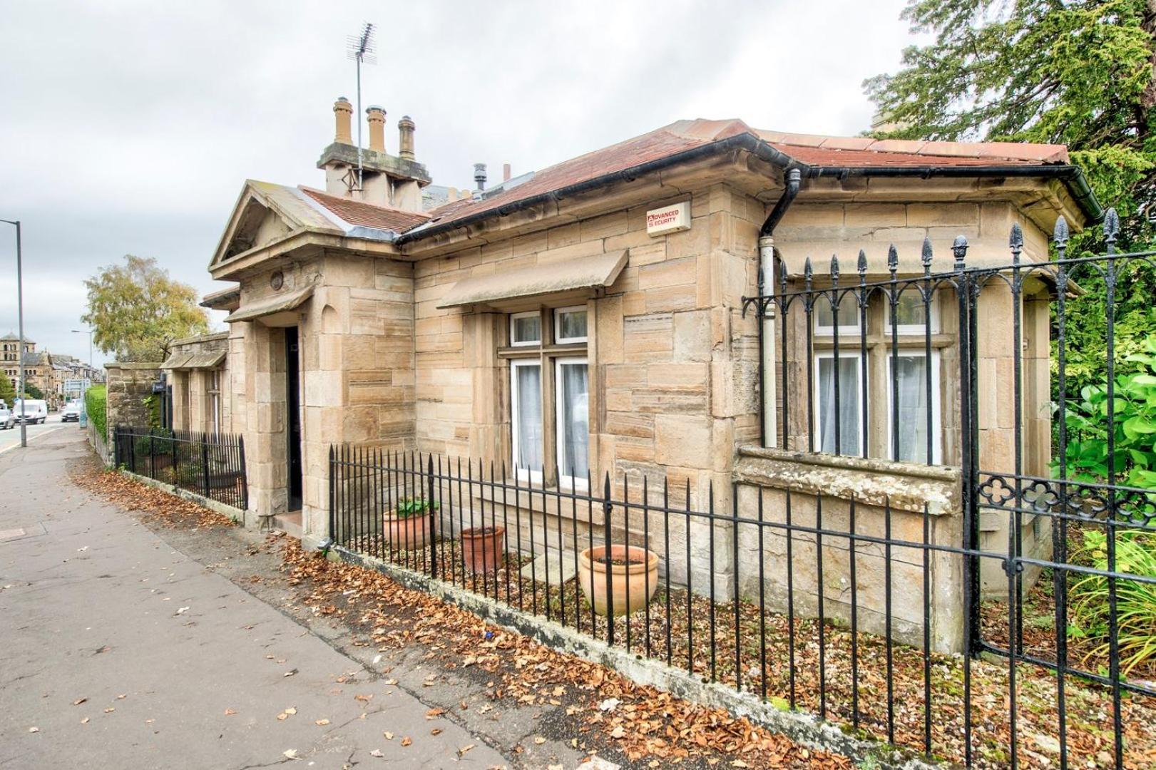 Guestready - Classic Charm Near Holyrood Park Edinburgh Exterior photo